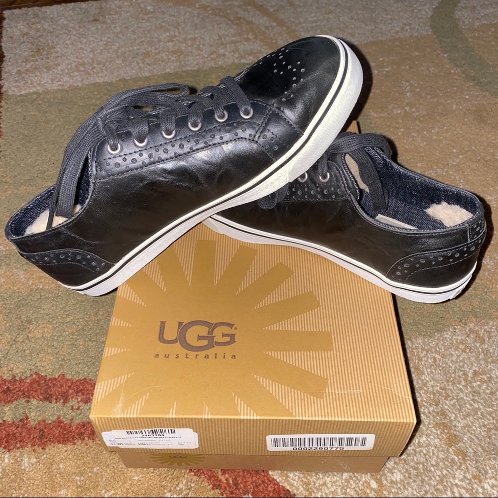 BNIB UGG Roxford Sneaker